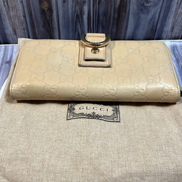 GUCCI CREAM LEATHER BIFOLD ZIP WALLET WITH SIGNATURE HORSE BIT CLASP. - Picture 8 of 16